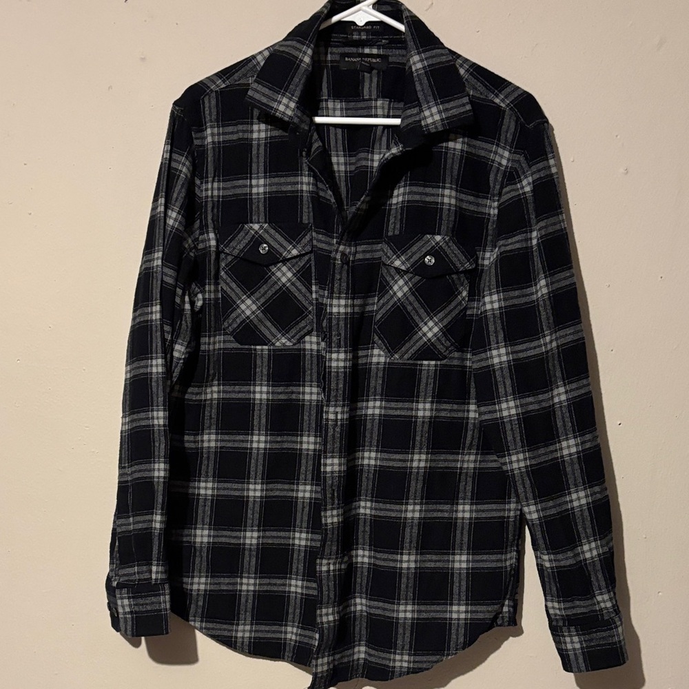 Banana Republic Black and White Plaid Button-Up Shirt